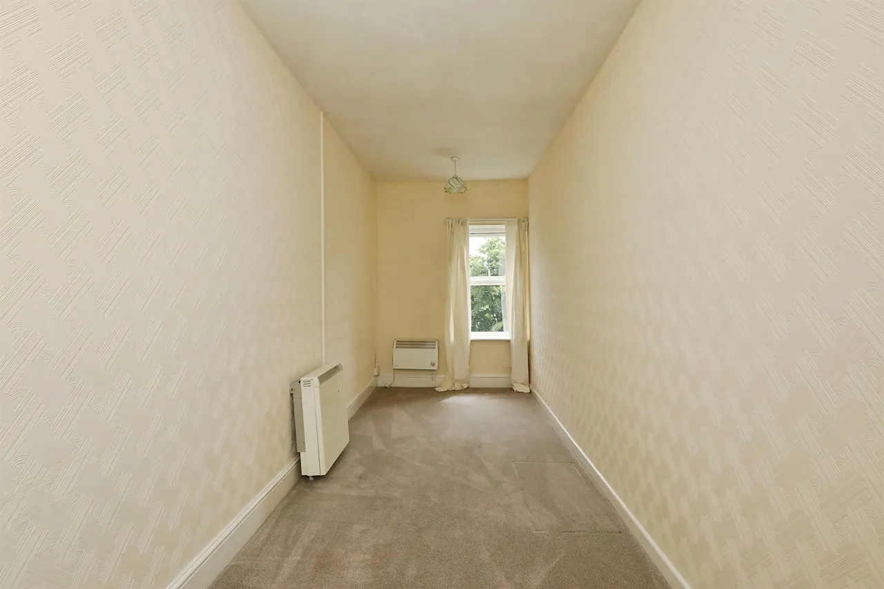 Thorne Road, Doncaster, DN1, photo 10