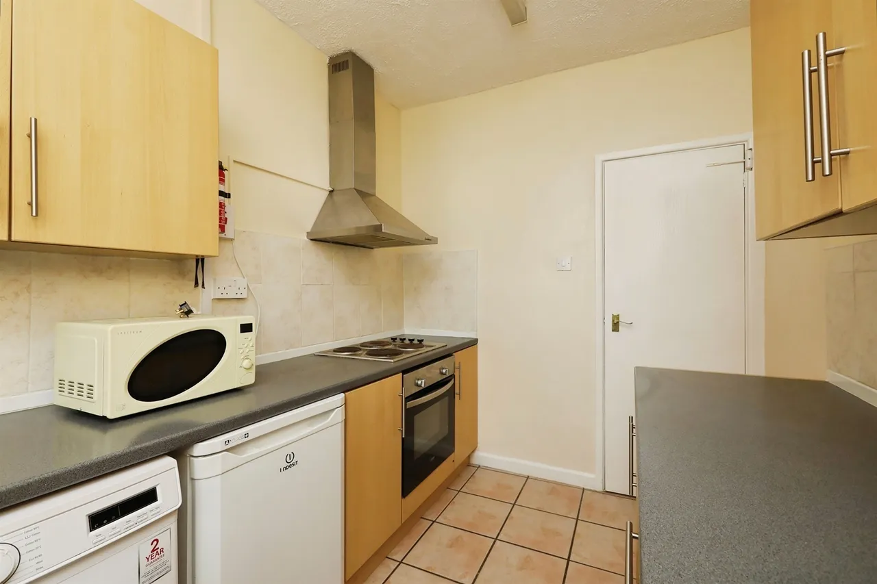 Thorne Road, Doncaster, DN1, photo 6