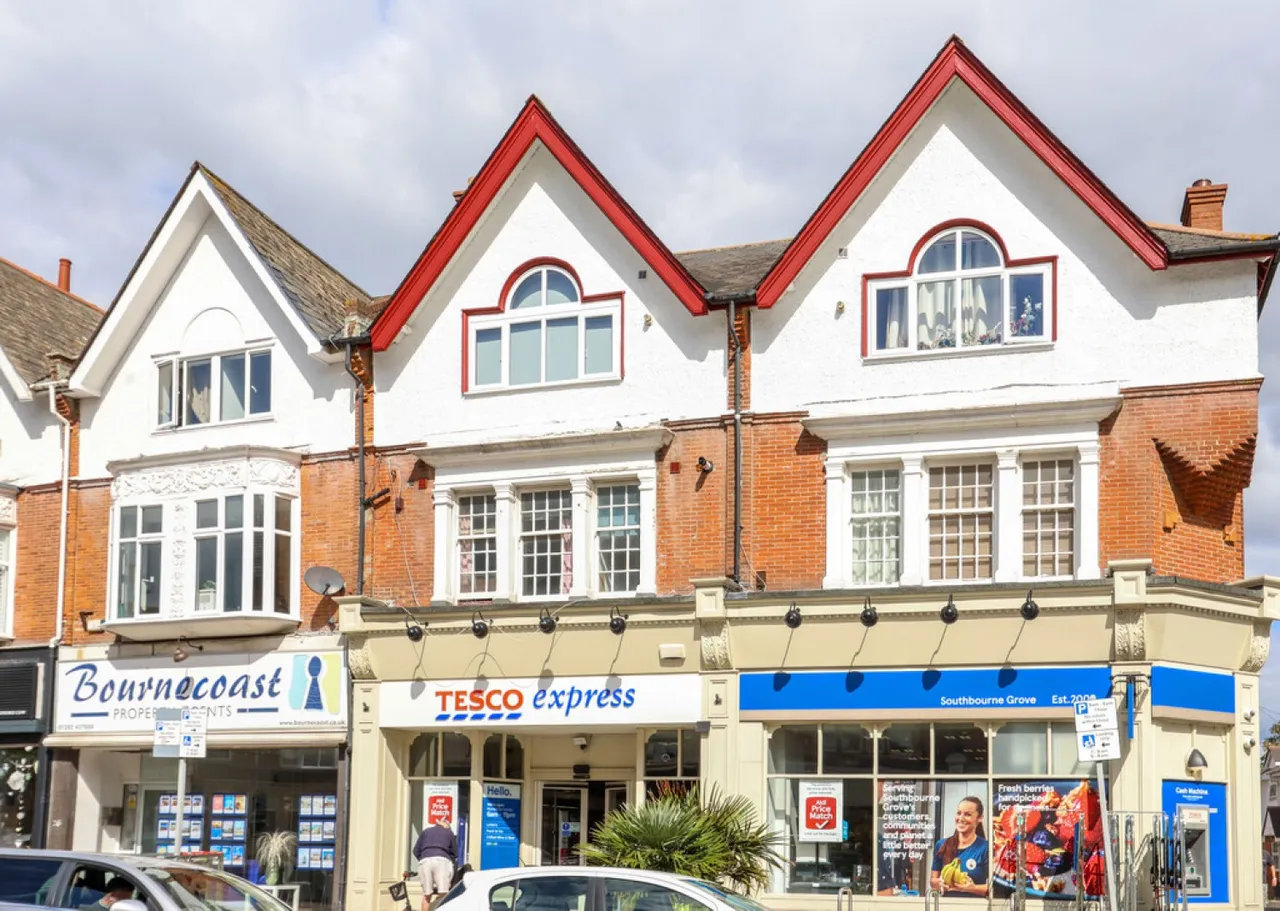 Southbourne Grove, Bournemouth, photo 11