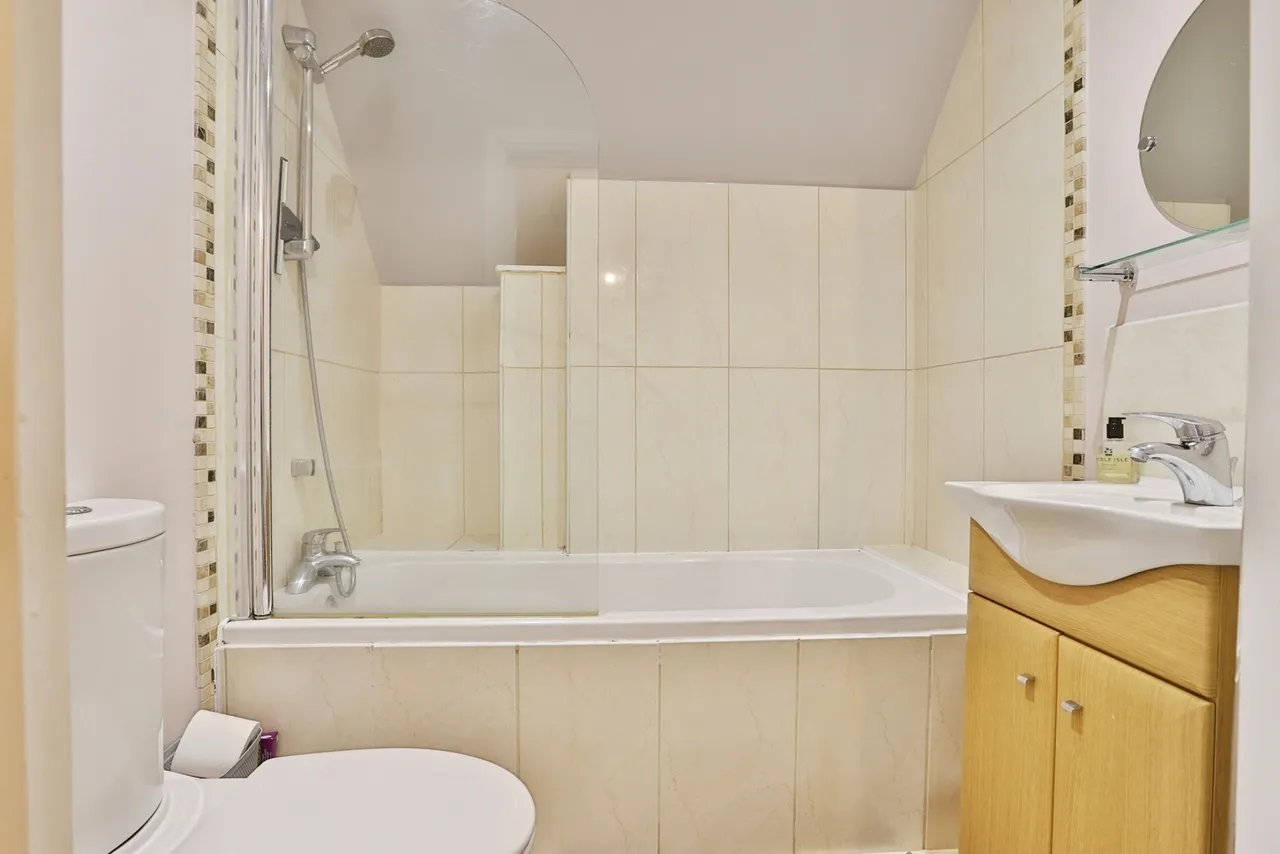 West Moors Road, Ferndown, BH22, photo 14