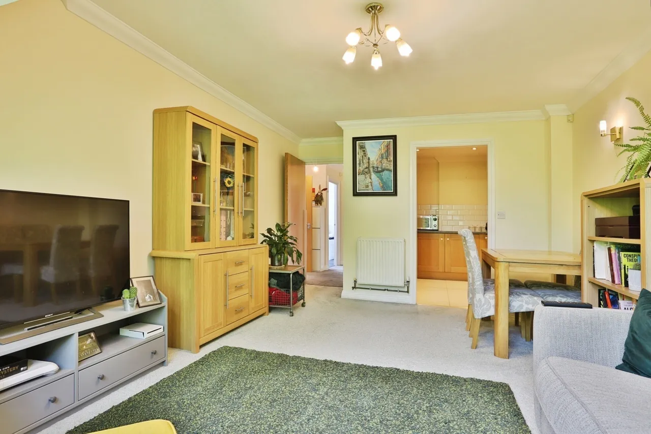 West Moors Road, Ferndown, BH22, photo 8