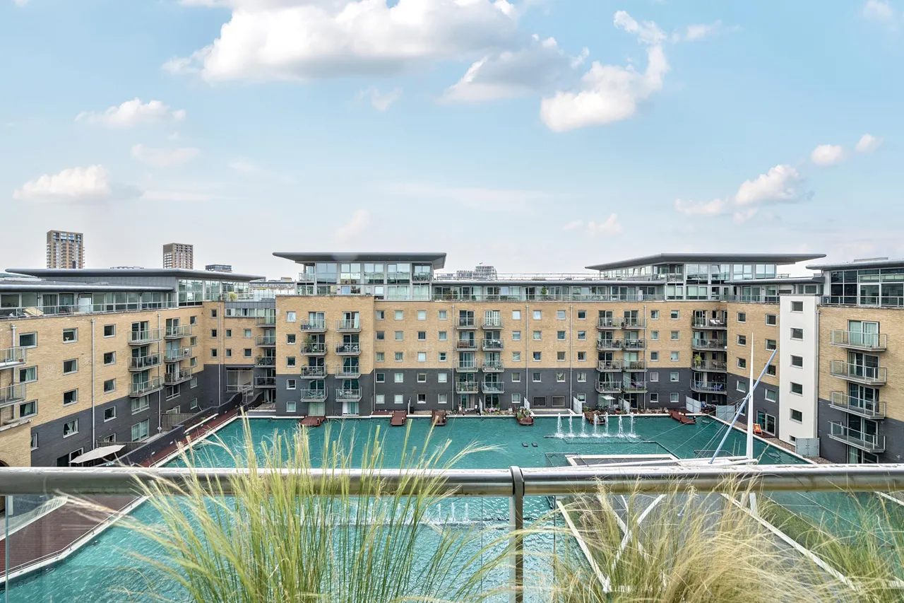 London, SE18, photo 6