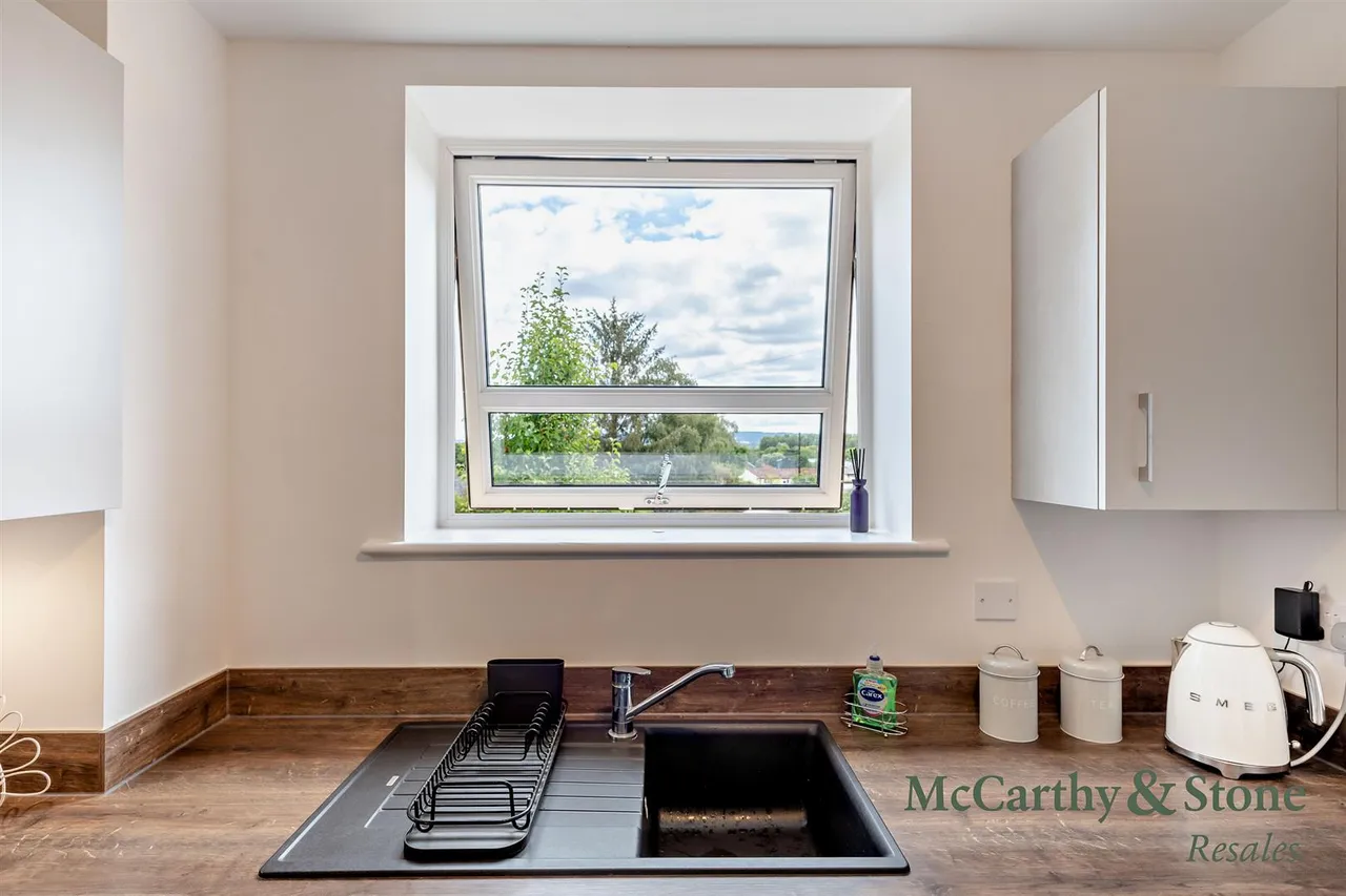 Willand Road, Cullompton, EX15, photo 6