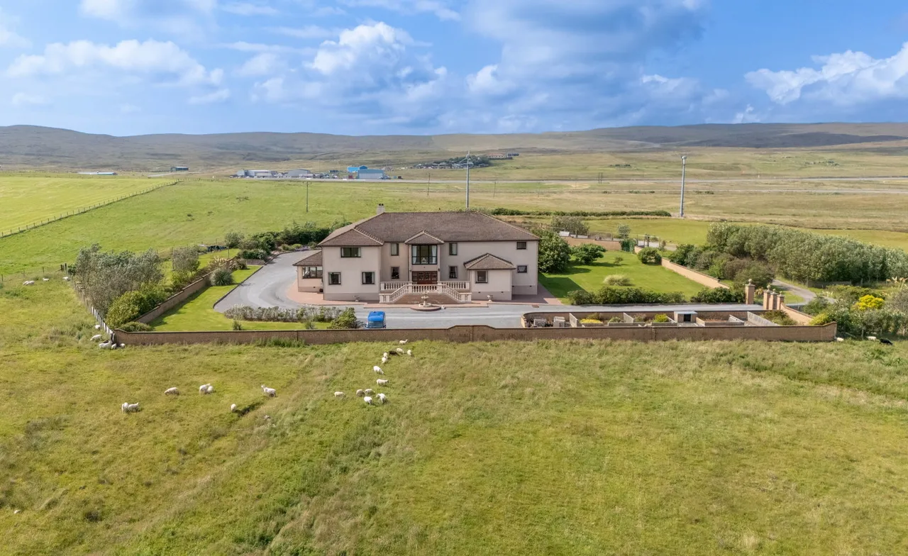 5 bed house for sale — Norvista House, Gott, Shetland, ZE2 9SH
