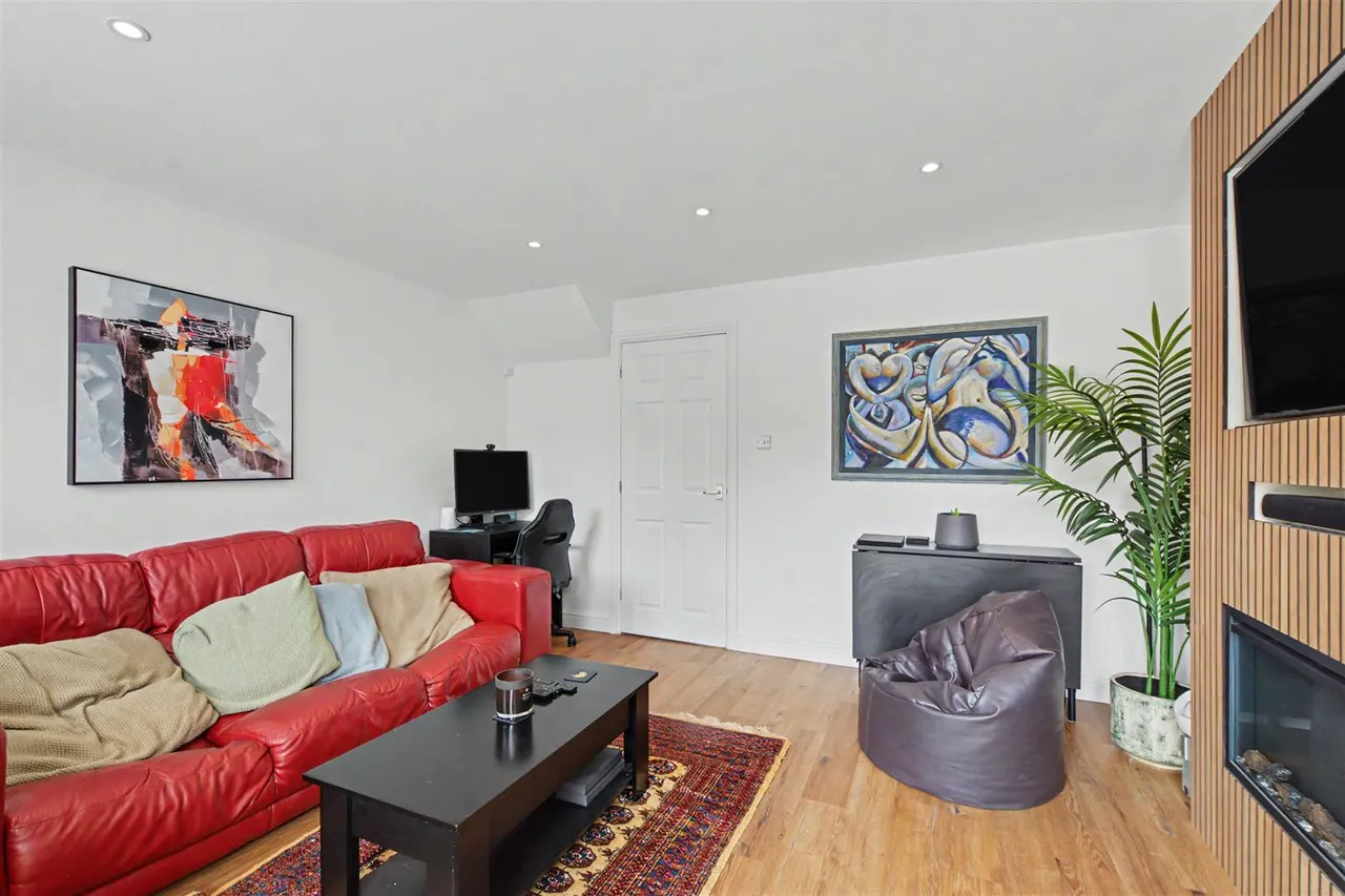 Fulwood Drive, Long Eaton, NG10, photo 4