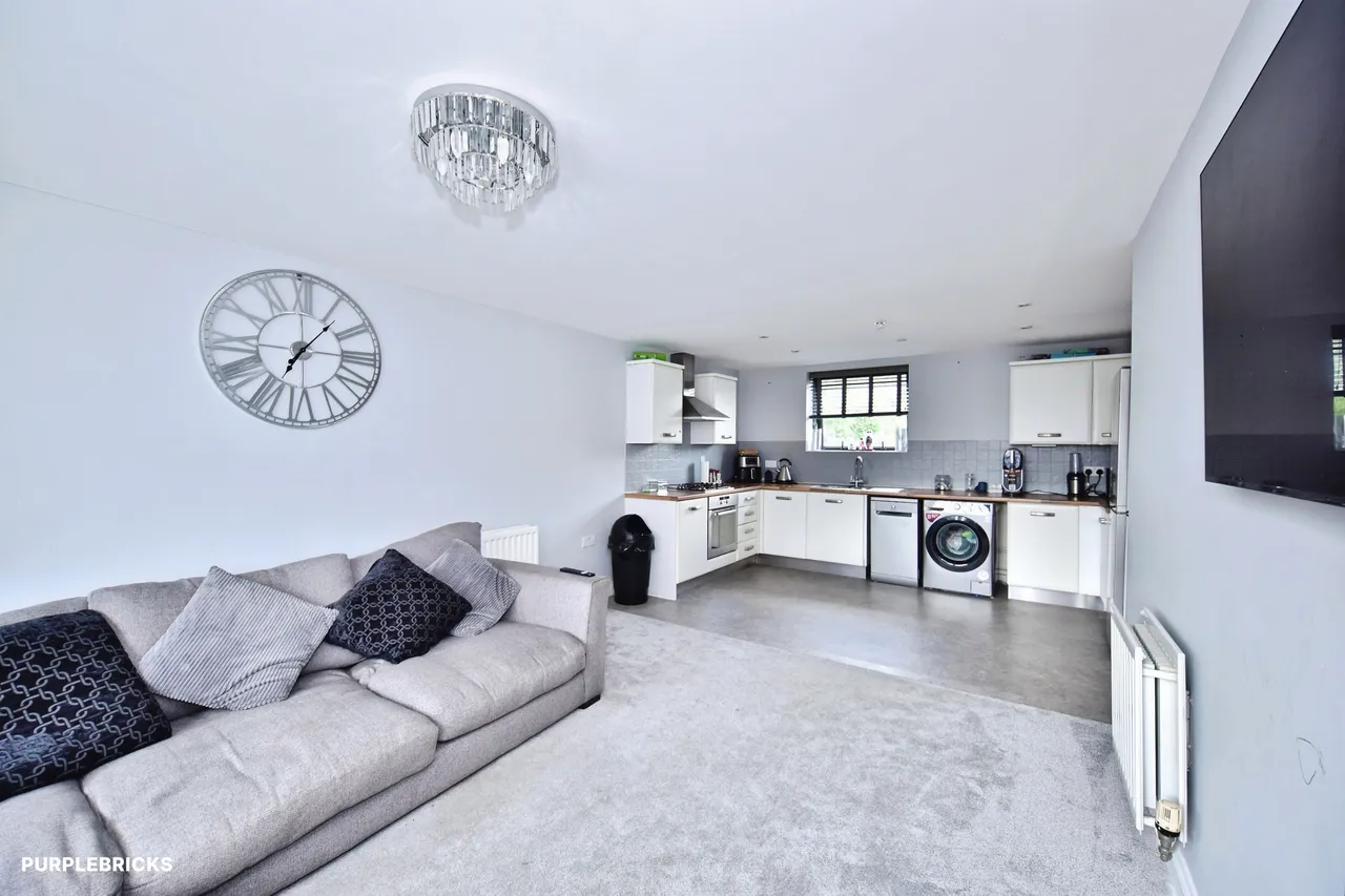 Clifford Way, Maidstone, ME16, photo 2