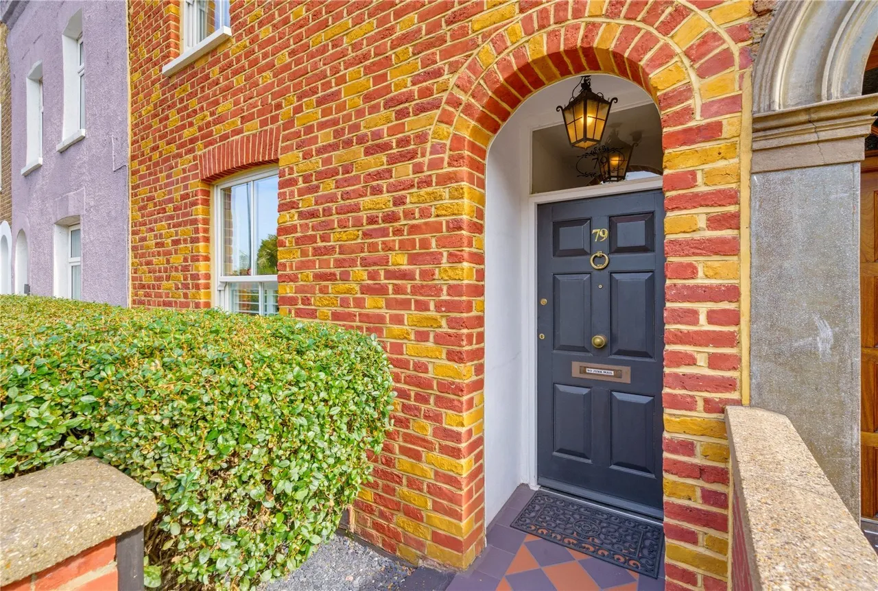 Latchmere Road, London, SW11, photo 6