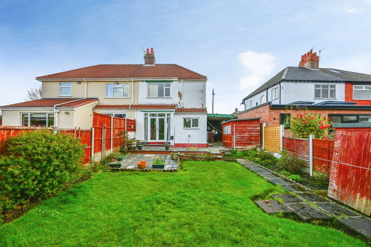 South Mossley Hill Road, Liverpool, L19, photo 13