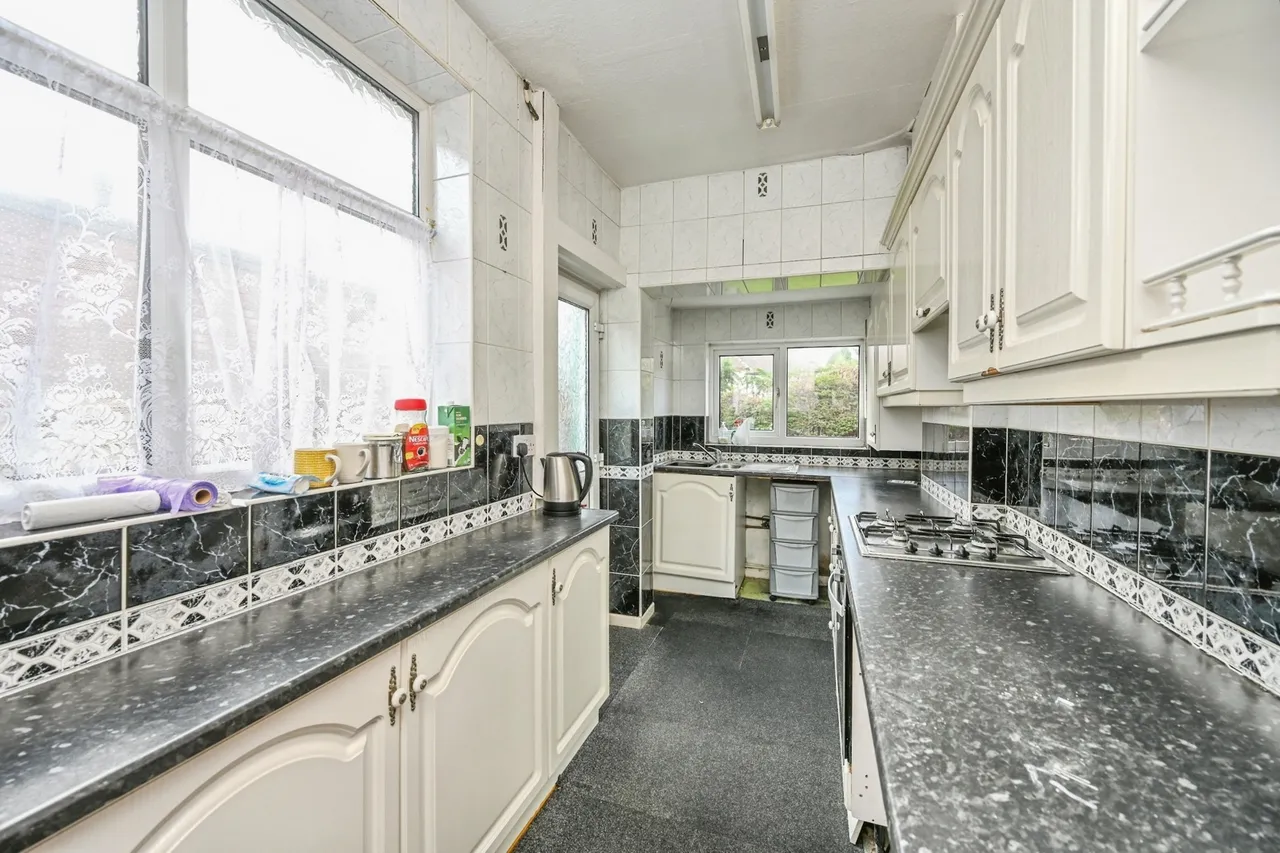 South Mossley Hill Road, Liverpool, L19, photo 5