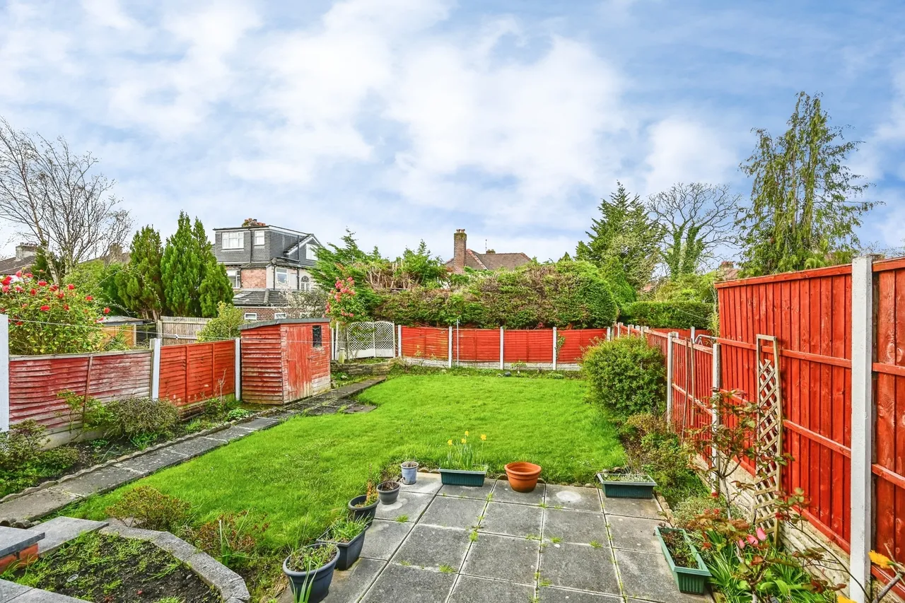 South Mossley Hill Road, Liverpool, L19, photo 12