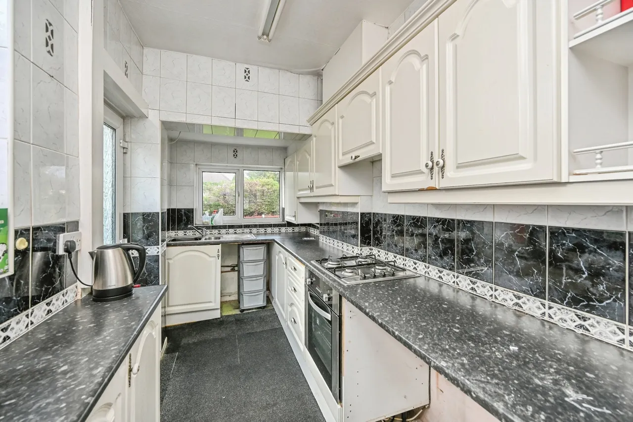 South Mossley Hill Road, Liverpool, L19, photo 6