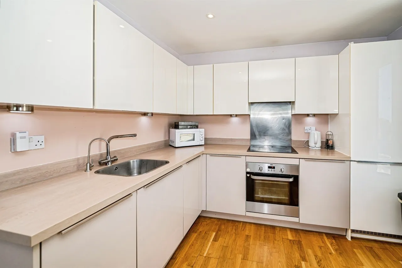 Windsor Road, Slough, SL1, photo 3