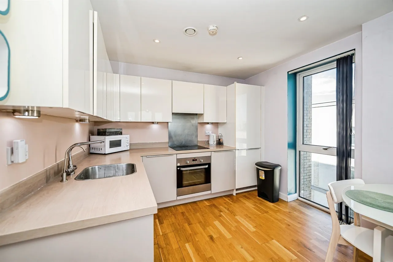 Windsor Road, Slough, SL1, photo 2