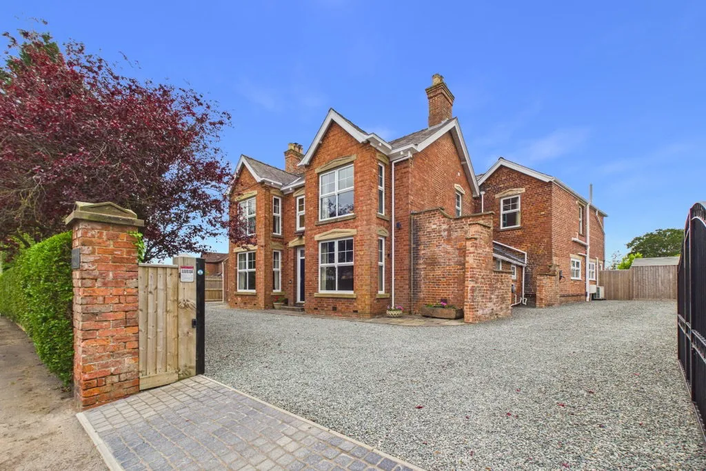 5 bed house for sale, Walesby Road, Market Rasen, LN8