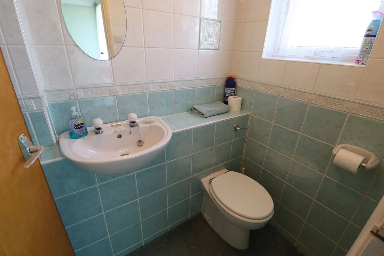 The Paddocks, Rayleigh, Essex, SS6 8NE, photo 8