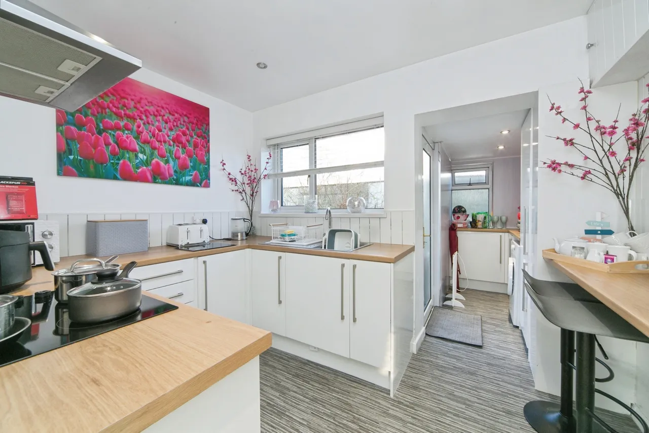 Breeze Hill, Tyn-Y-Gongl, LL74, photo 8