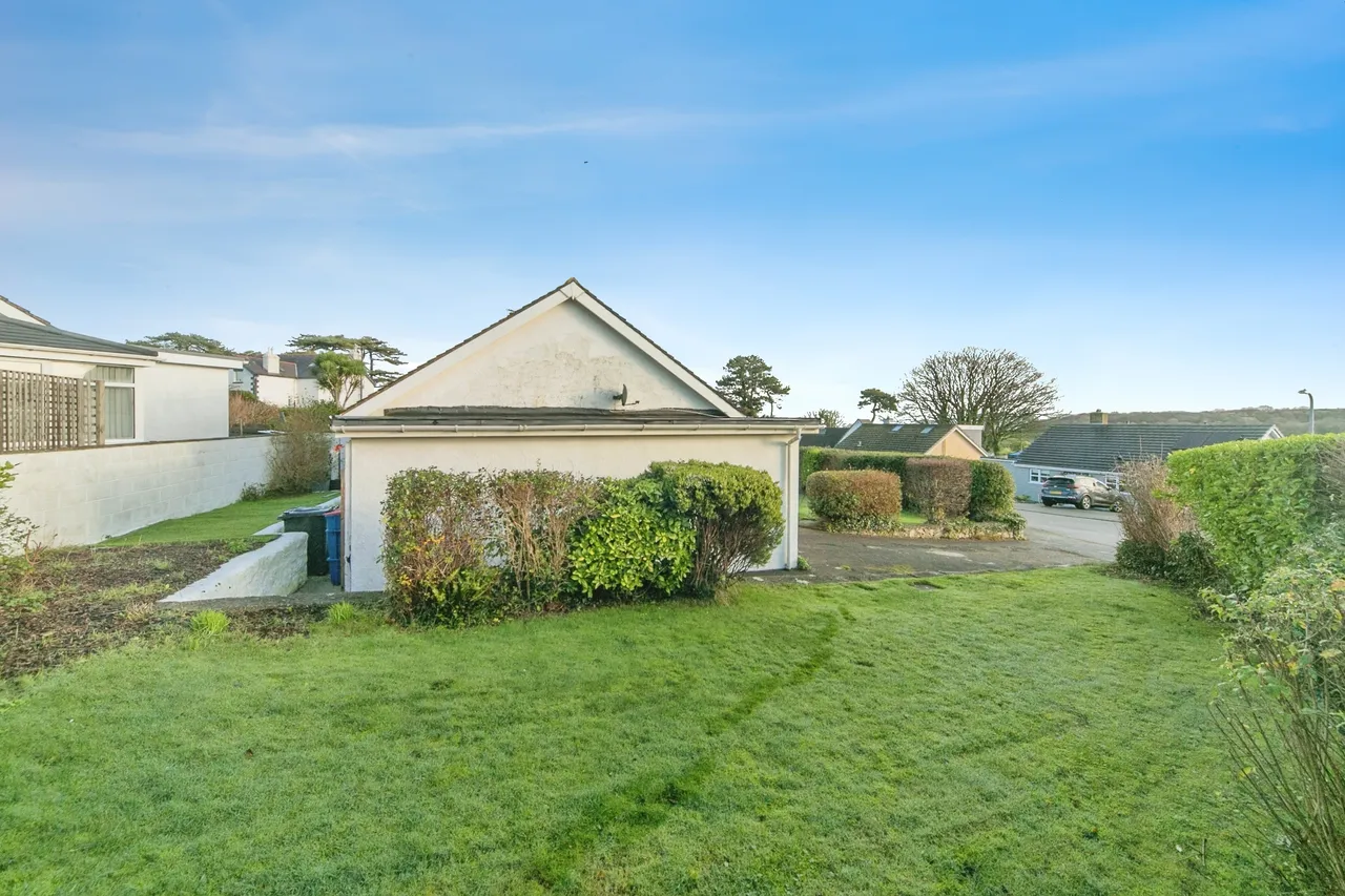Breeze Hill, Tyn-Y-Gongl, LL74, photo 15