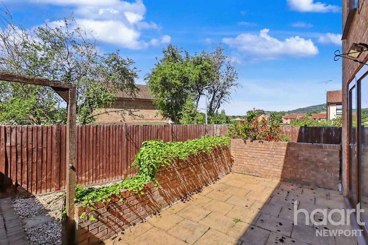 Mary de Bohun Close, Monmouth, NP25, photo 7