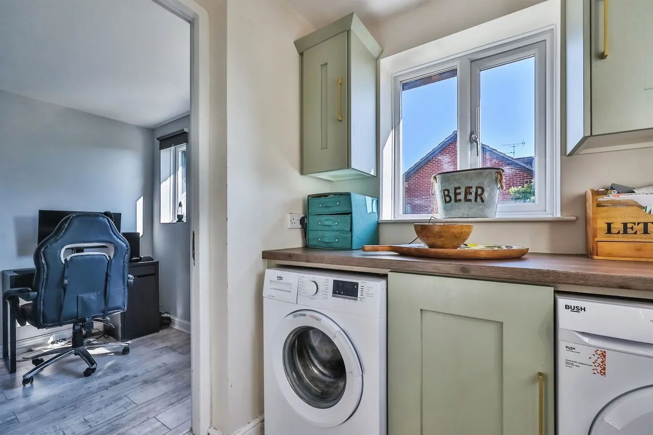 Sparrow Close, Ilkeston, DE7, photo 7