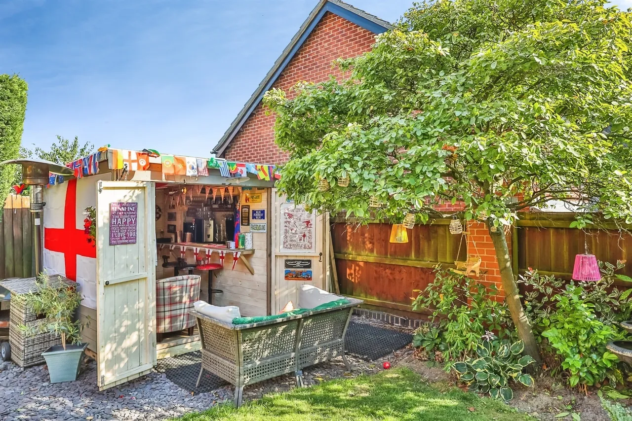 Sparrow Close, Ilkeston, DE7, photo 30