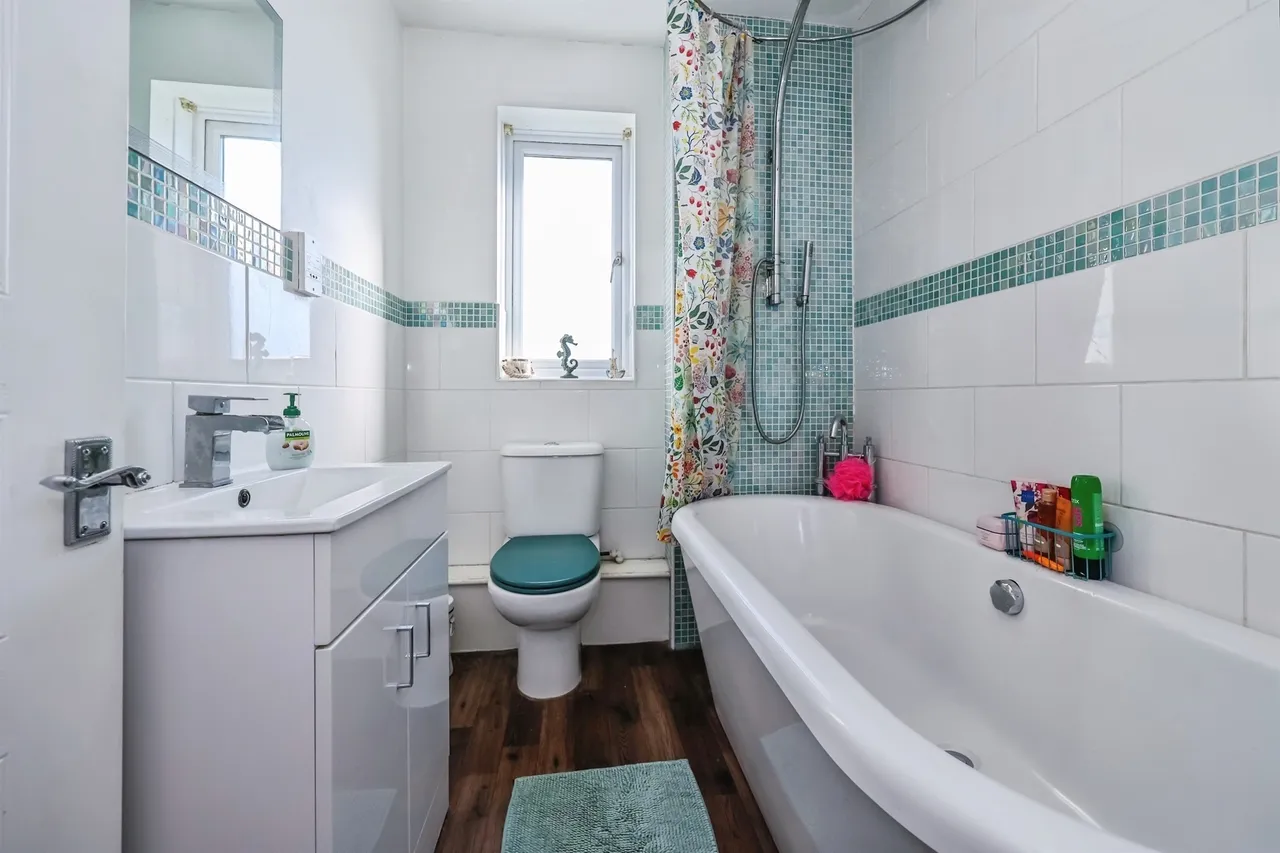 Sparrow Close, Ilkeston, DE7, photo 25