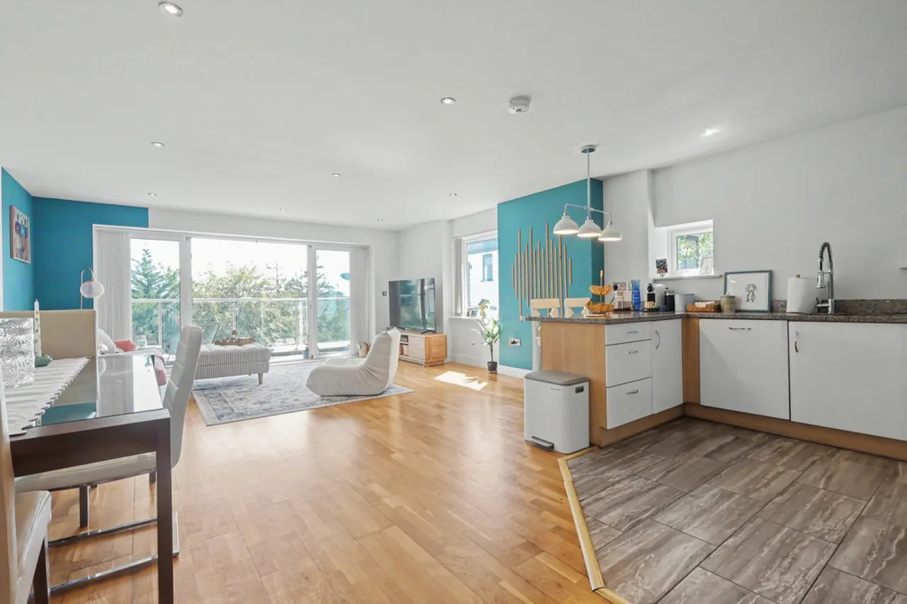 Highmoor Court, photo 6