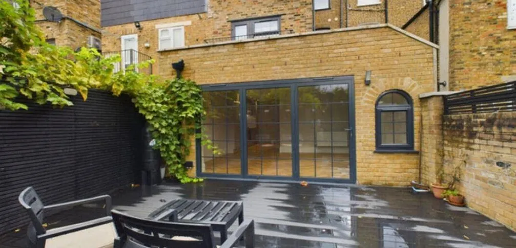 Brooke Road, Hackney, London, photo 3