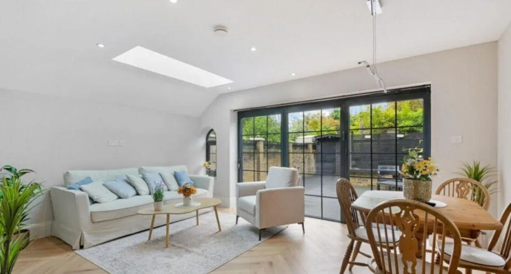 Brooke Road, Hackney, London, photo 6