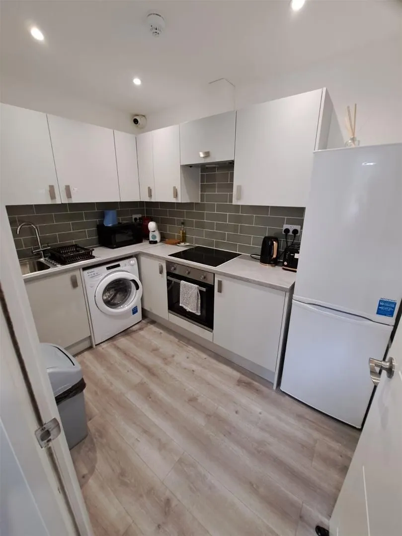 Brooke Road, Hackney, London, photo 15