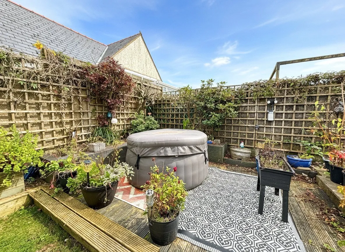 St. Catherines Close, Princes Gate, SA67, photo 2