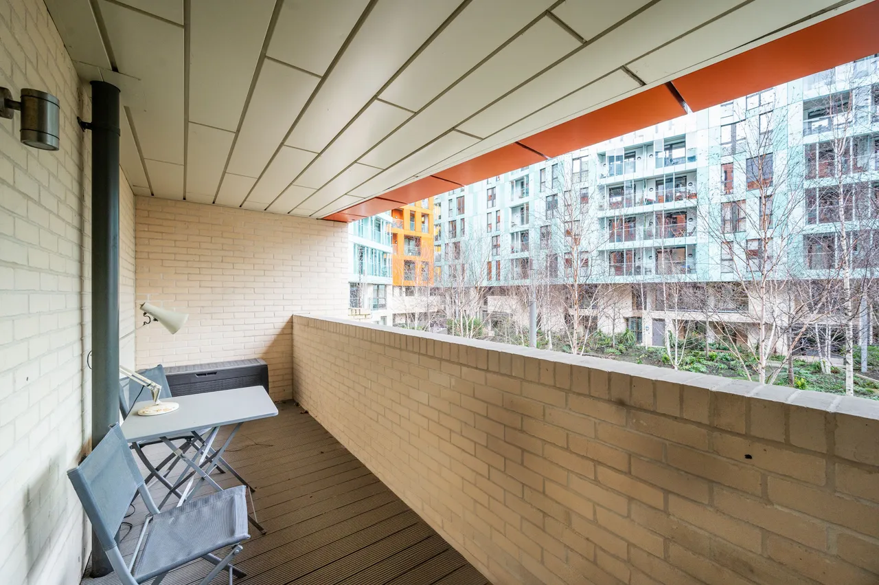 Apartment 4, Lariat Apartments, 36 Cable Walk, London, photo 6