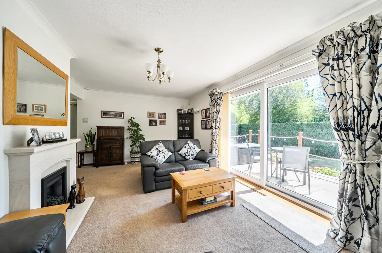 Longwater Lane, Finchampstead, Wokingham, Berkshire, RG40 4NX, photo 7