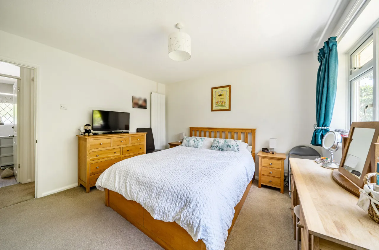 Longwater Lane, Finchampstead, Wokingham, Berkshire, RG40 4NX, photo 6