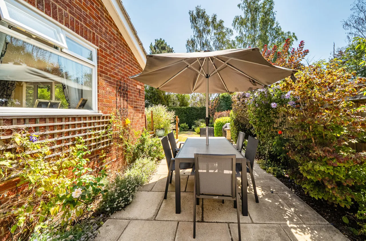 Longwater Lane, Finchampstead, Wokingham, Berkshire, RG40 4NX, photo 23