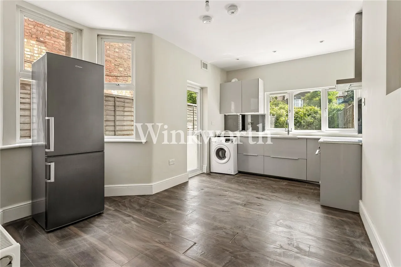 Lordsmead Road, London, N17, photo 5
