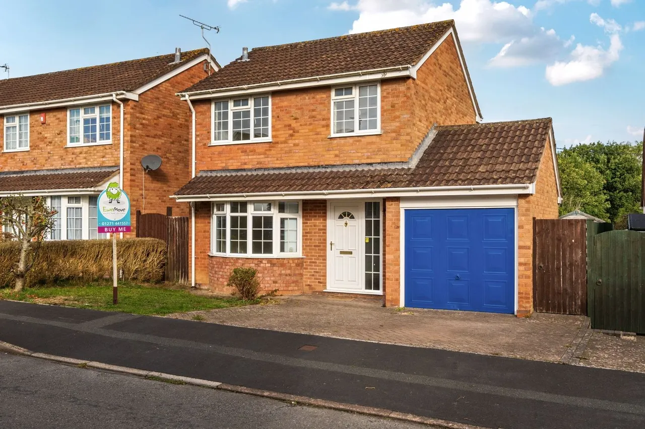 Cross Close, Fremington, EX31, photo 23