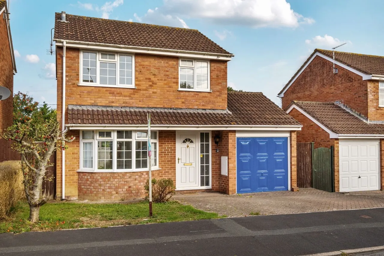 Cross Close, Fremington, EX31, photo 24