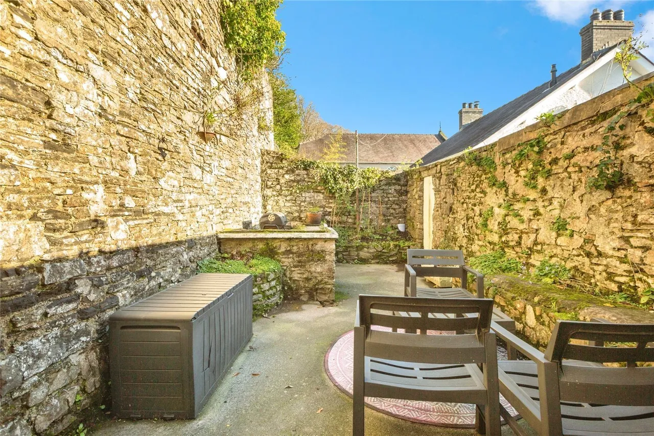 Abbey Terrace, Llandeilo, SA19, photo 30