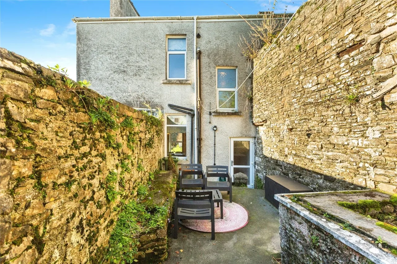 Abbey Terrace, Llandeilo, SA19, photo 31