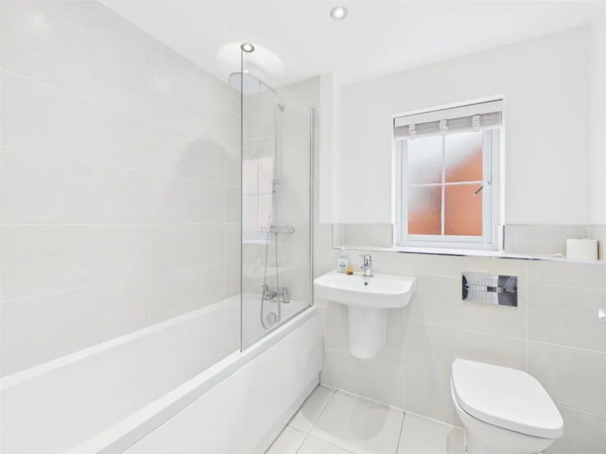 Horsefair Close, Newent, photo 18