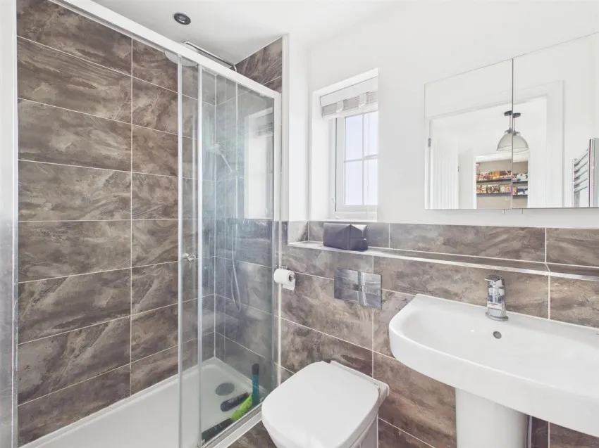 Horsefair Close, Newent, photo 14