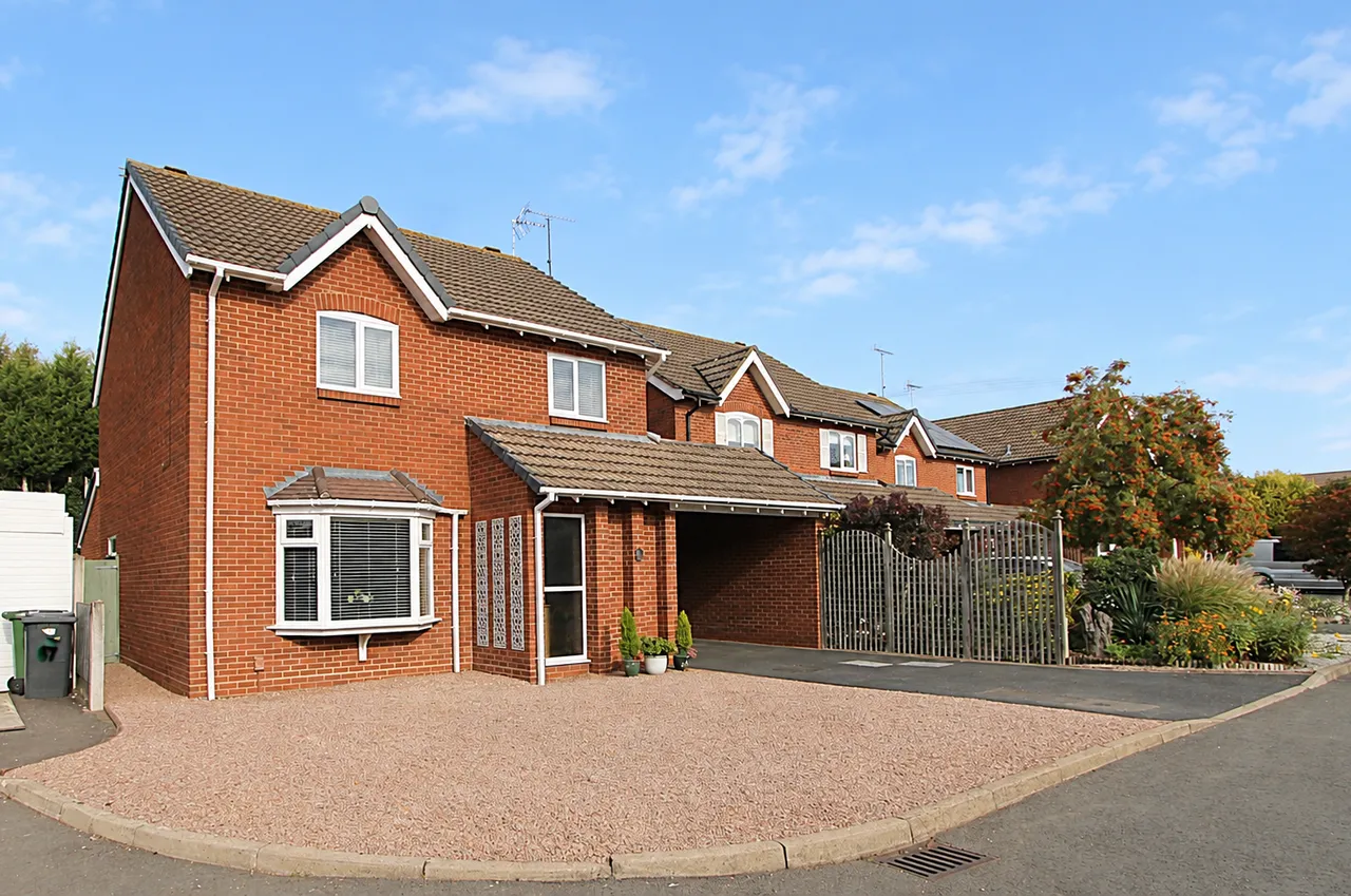 3 bed house for sale, Kendlewood Road, Kidderminster