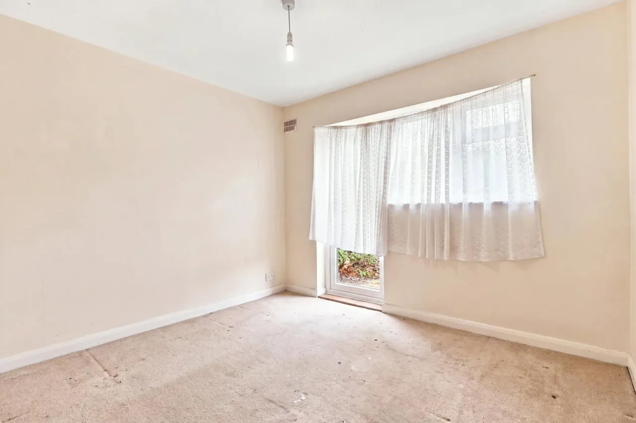 Halstead Road, Enfield, EN1 1QB, photo 16