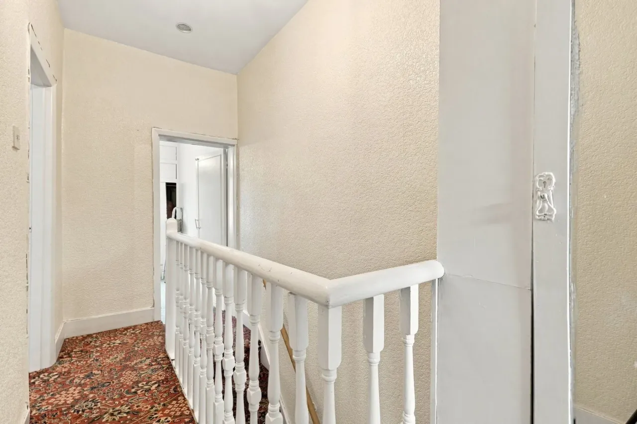 Halstead Road, Enfield, EN1 1QB, photo 15