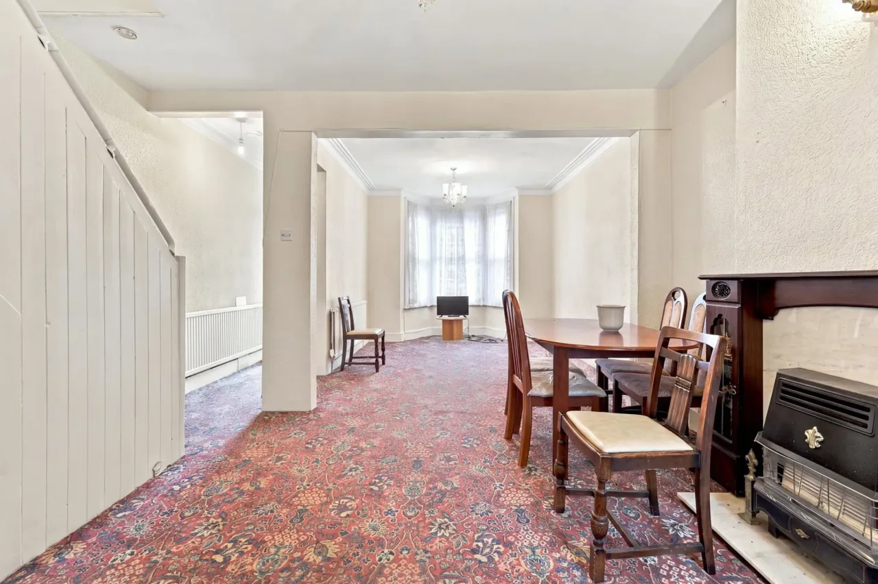Halstead Road, Enfield, EN1 1QB, photo 12