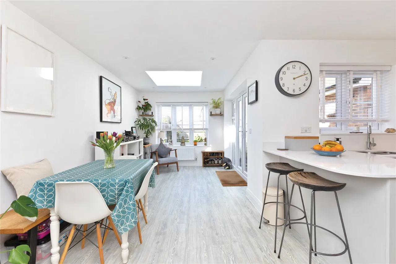 Tennyson Way, Grayshott, GU26, photo 5