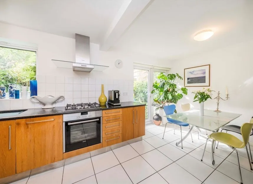 Kingswood Close, Surbiton, KT6, photo 3