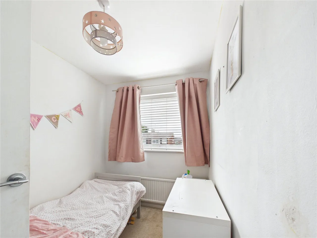 Bury Close, Marks Tey, CO6, photo 9