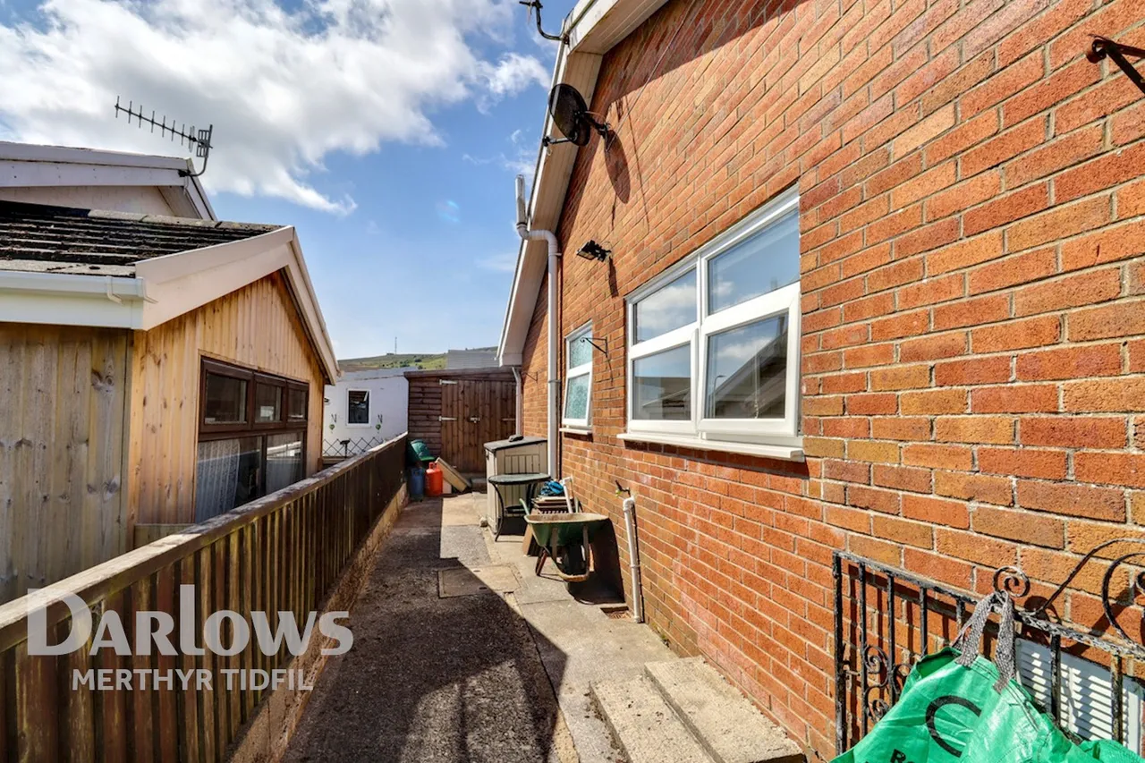 Kidwelly Grove, Merthyr Tydfil, photo 16