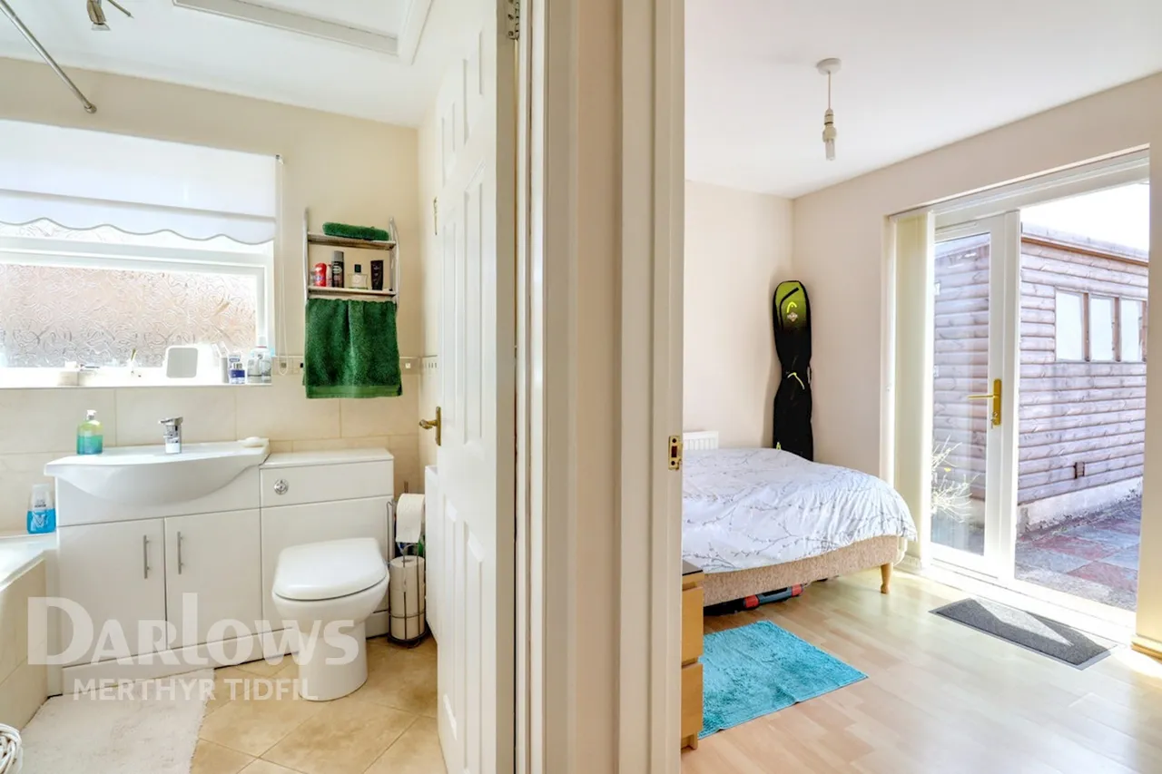 Kidwelly Grove, Merthyr Tydfil, photo 14
